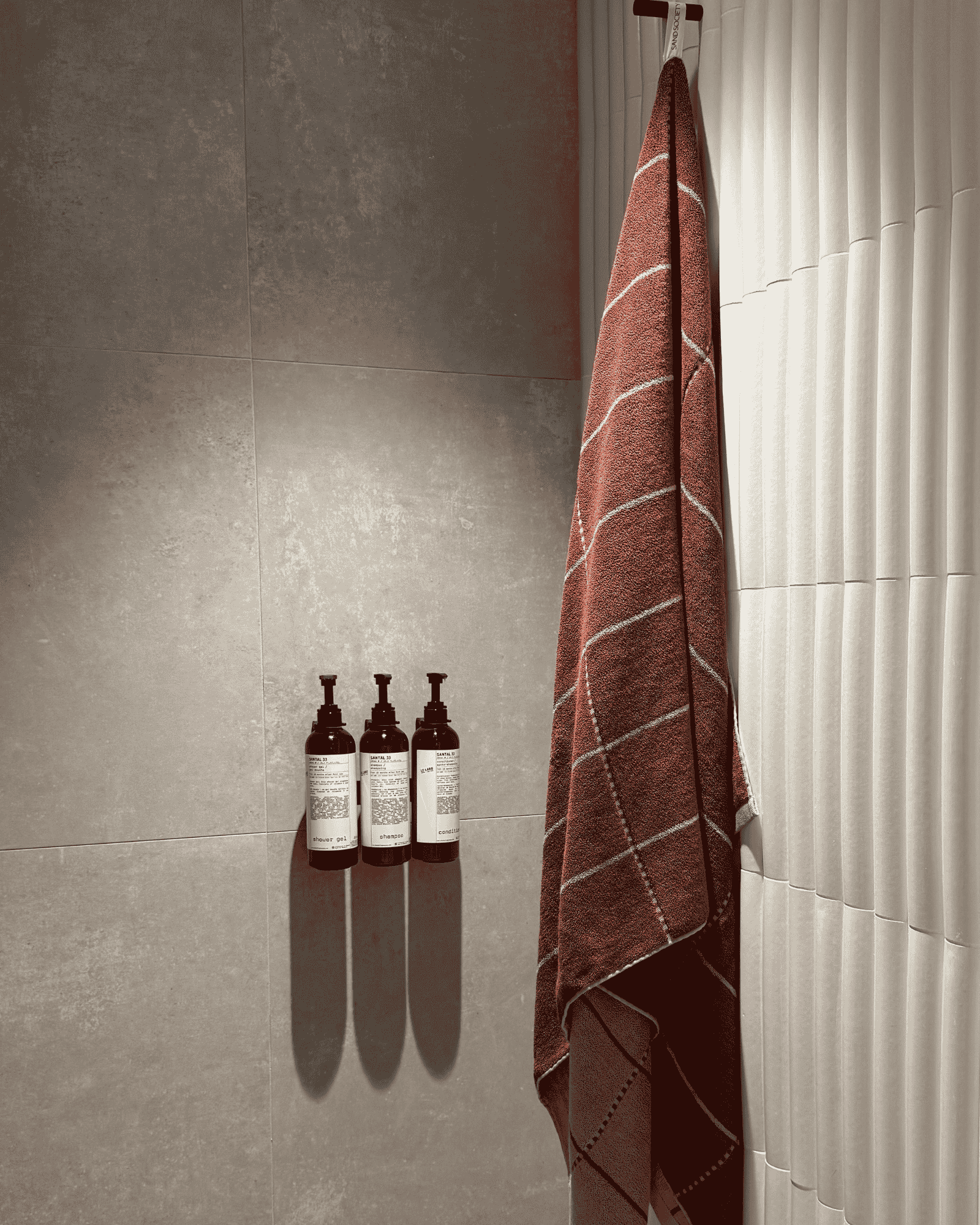 Auburn Large Bath Towel