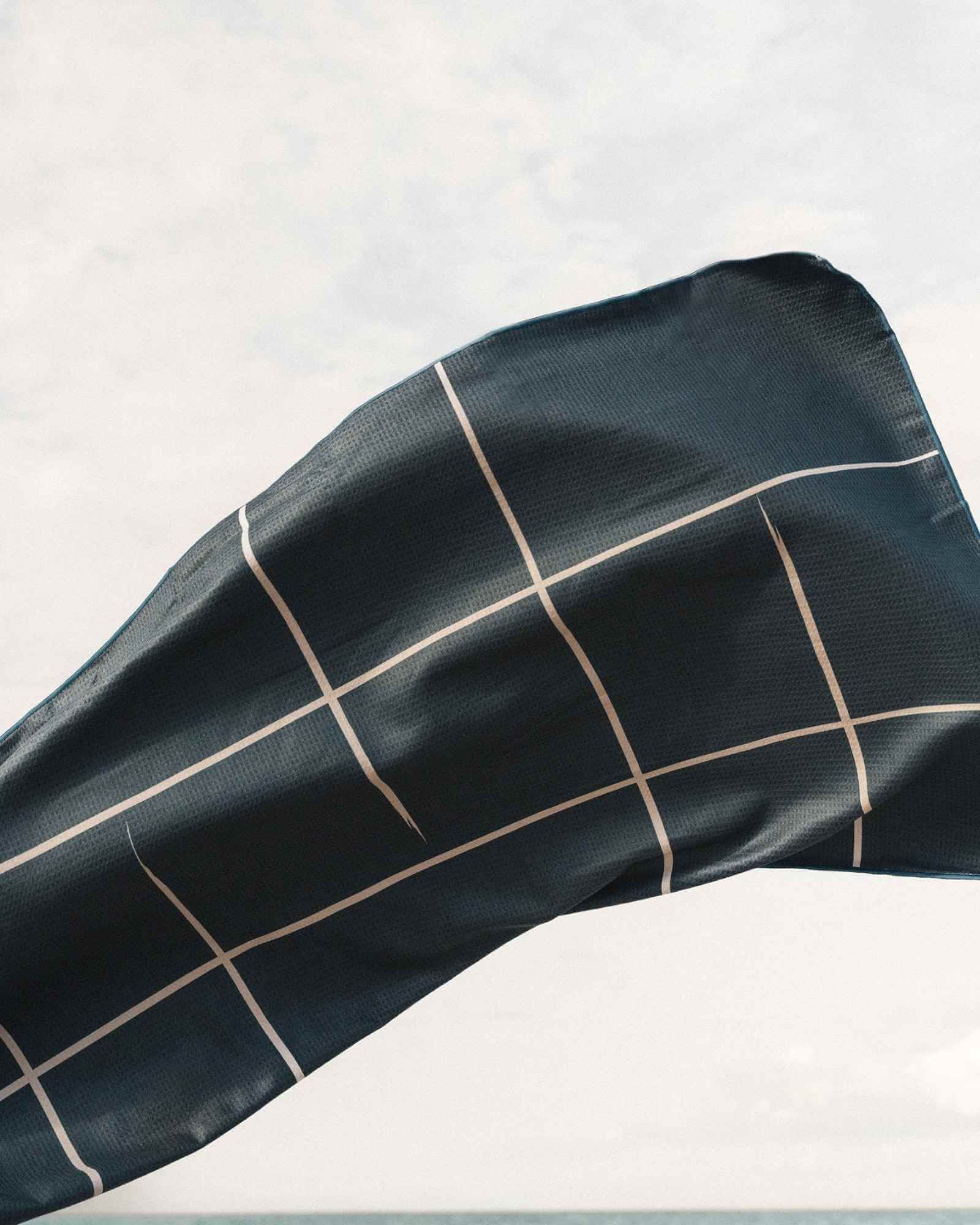 Navy Sand Free Towel | Quick Dry